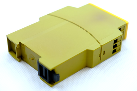 Pilz PNOZ x2.1 2s (774306) Sicherheitsschaltgerät, Safety relay