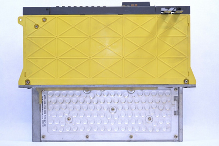 Fanuc A06B-6079-H204 Servo Amplifier Servo Amplifier Module
