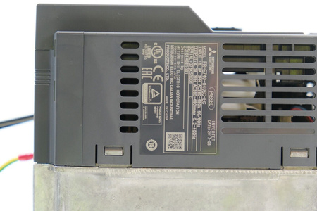 Mitsubishi FR-E740-040SC-EC + RASMI FFR-MSH-040-8A-RF1 Frequency converter