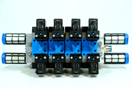 Festo VDMA 24345-C-1 + MFH-5/3G-D-1-C Zawór elektromagnetyczny x 4 Sztuki