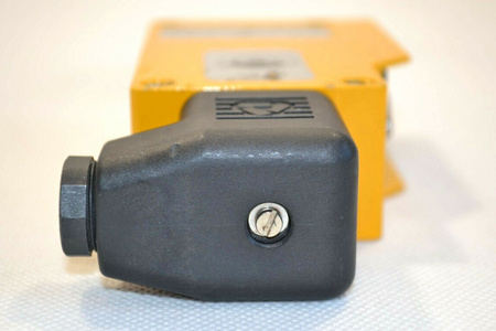 Leuze SLS 85 E-2 Photoelectric Sensor Photoelectric Sensor