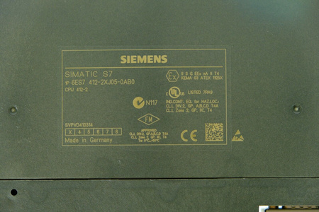 Siemens 6ES7 412-2XJ05-0AB0 | 6ES7412-2XJ05-0AB0 SIMATIC S7 400 CPU