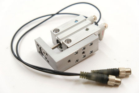 Aventics MSN-DA-010-0010 | 0821406507 Tłok prowadzony pneumatycznie + 2 czujniki