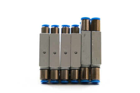 Festo CPE10-M1CH-3GL-M7 + CPE10-M1H-3GL-QS + -QS4 6 zaworów elektromagnetycznych