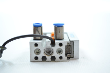 Festo SLS-6-5-P-A (170485) Mini-Schlitten + Näherungssensor