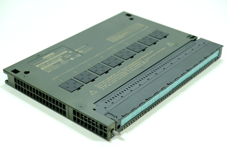 Siemens 6ES7431-0HH00-0AB0 SIMATIC S7-400 Analogue input module