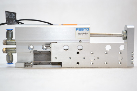 Festo SLF-16-50-P-A (170515) Mini Slide Cylinder + 2 x Näherungssensoren