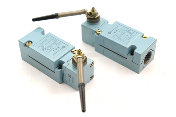 Telemecanique XCK-J Limit Switch Wyłącznik krańcowy x 2 Sztuki