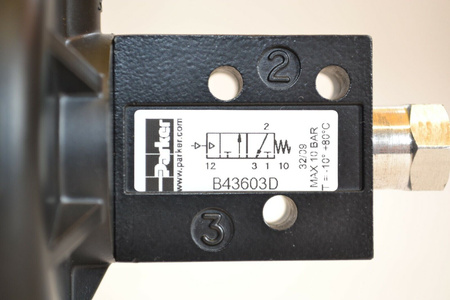 Parker B43603D Poppet Valve NEW! NEW!