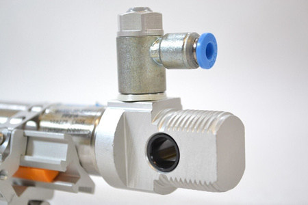 Festo DSNU-20-250-PPS-A (559279) ISO cylinder + 2 x IFM proximity sensors