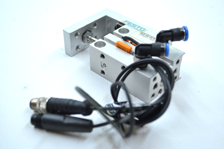 Festo SLS-10-15-P-A (170493) Mini prowadnica+ 2 czujniki zbliżeniowe