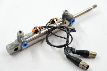Festo DSNU-25-80-PPV-A (19247) Standard cylinder + 2 proximity sensors