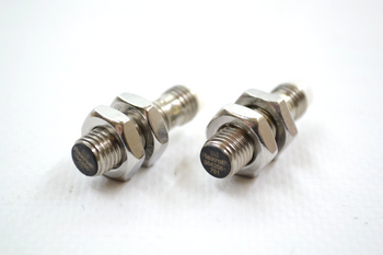 Rexroth 3842551761 M8x30 Set of 2 Proximity sensors