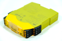 Pilz PNOZ s4 C 24VDC 3n/o 1n/c (751104) Przekaźnik bezpieczeństwa