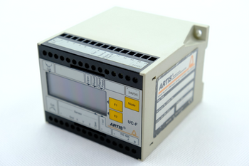 ARTIS UC-F on: 3067-23/99 v 5.60 Moduł Interfejsu