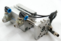 Festo ADNGF-32-30-P-A (554243) Siłownik kompaktowy + 2 czujniki zbliżeniowe