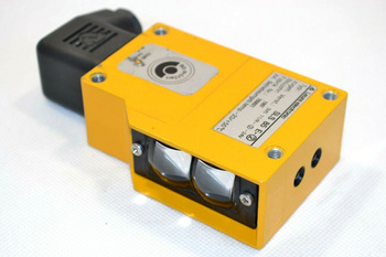 Leuze SLS 85 E-2 Fotoelektrischer Sensor Photoelectric Sensor